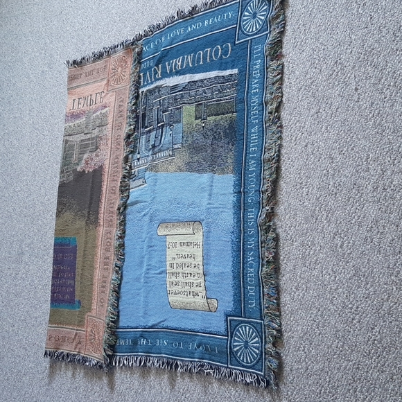 Mill Street Designs Gift Cotton Woven Throw Blanket. - Picture 8 of 10